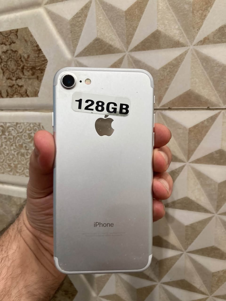 ايفون 5 • ايفون 5s • توصيل