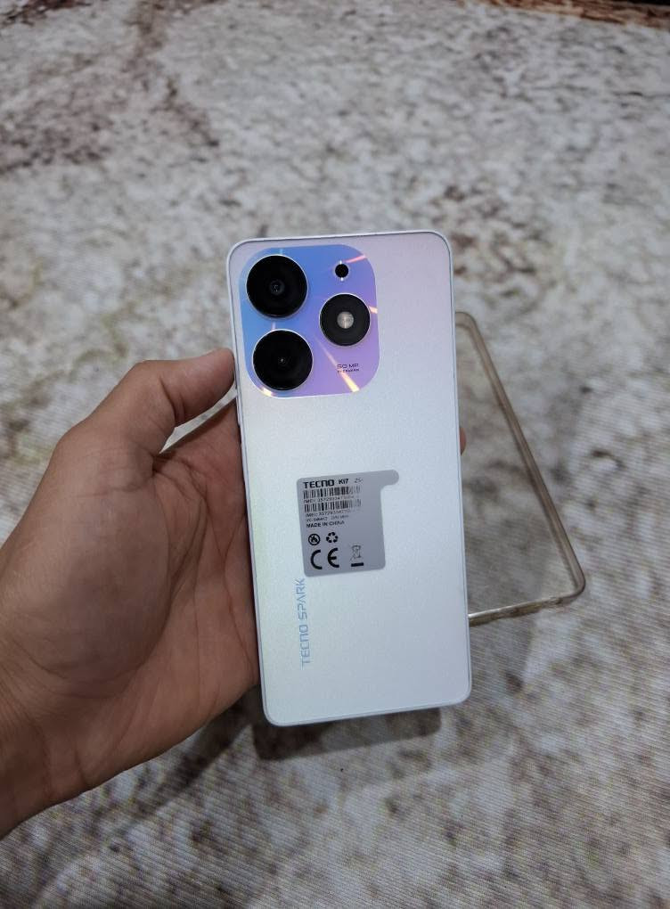 جهاز للبيع تكنو سبارك 10 برو 
جهاز نضيف كلش كل عطل مابي مكفول
ذاكرته 256 عشوائيه 8+8 خطين بصمه صفح 
السعر 100 مكاني ناصريه مركز 
رقمي *********** ناصرية, ذي قار
