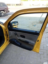 ٢٠١٠ • اسود • مكينة جديدة