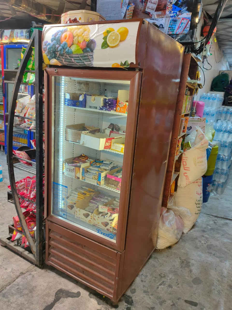 عارضه عموديه الحجم الوسط جديده ما داخله اي تصليح اليوكر الاصلي نشرتها تشتغل واي شي ما ناقصها 
سعر 225 الف 
رقم الهاتف ***********
عنوان بغداد حريه دور نواب ضباط شارع المشجر
