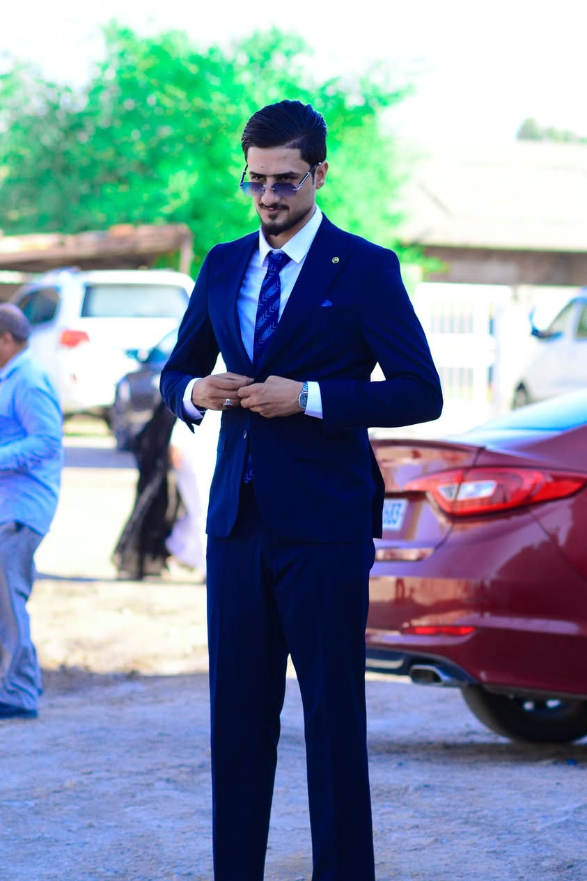 تصويرنا اليوم من #محافظة_الناصرية إلى #محافظة_الديوانية
#خطوبه 

في مناسبةٍ عشائريةٍ عامرة بالفرح والأصالة، كان لنا شرف توثيق خطوبة الأخ #عبد_الله_حسين_مناحي_الحفاظي في مصاهرةٍ طيبة ومباركة مع عشيرة البو عامر

مصاهرة تجمع أهل الطيب والنخوة والأصالة، وتزيد روابط المحبة والتآخي بين العشائر الكريمة، في يومٍ جميلٍ امتزجت فيه الفرحة بالكرم وحسن الاستقبال.

💐 ألف ألف مبارك، ونسأل الله أن يتمم هذه الفرحة على خير، ويجمع بينهم بالمودة والرحمة والسعادة.

📸 #المصور_إياد_العبيدي***********
باقي الصور موجوده بلقناه https://t.me/qqqqqwwre
