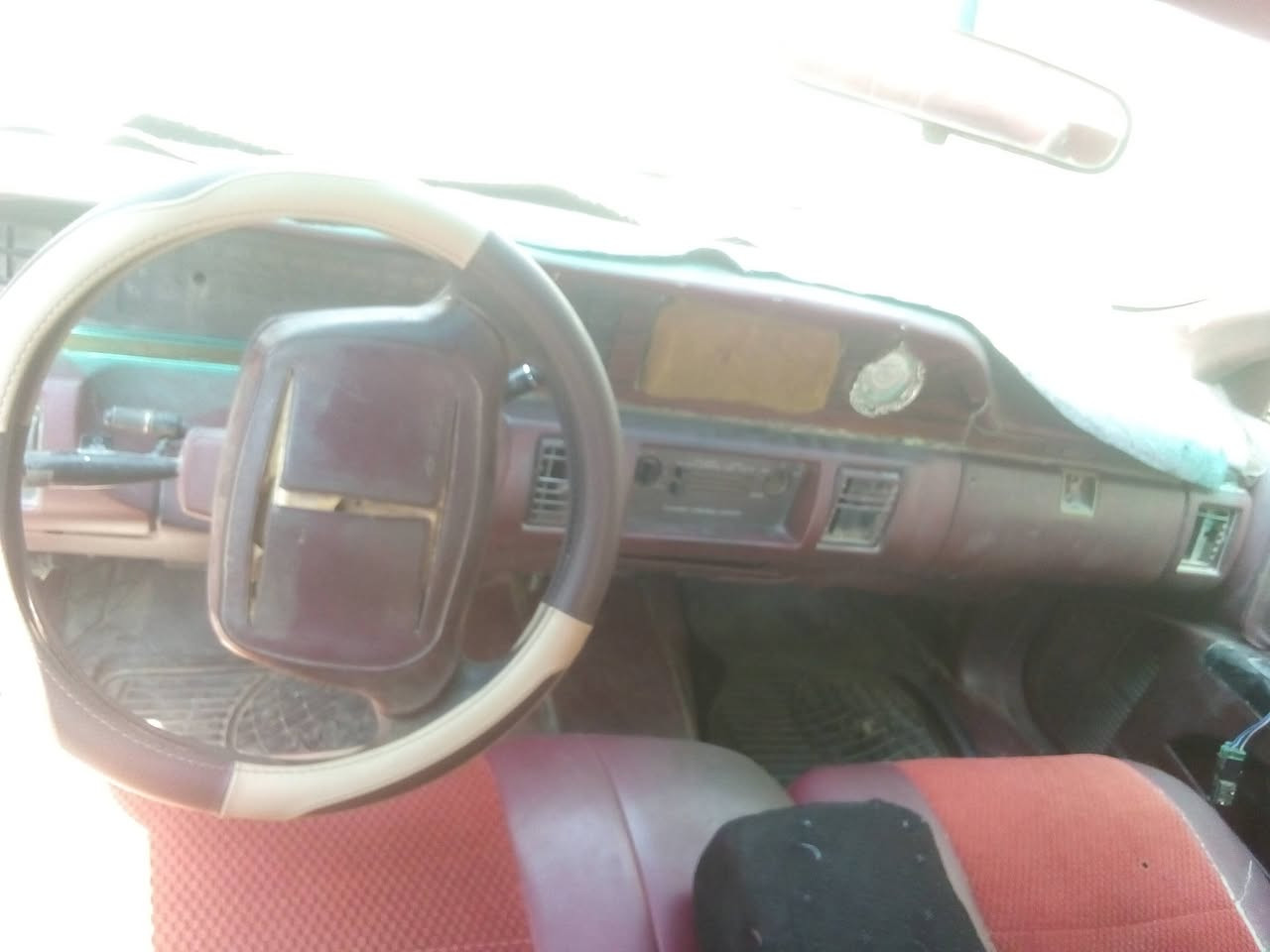 سلام عليكم سياره دولفين91 كير ومحرك بطه  للبيع او مراوس سوبر بطه هارتوب والعنده خصوصي يشرفني خاص سعر ٢٠ وبيهة مجال مكاني سماوه قضاء رميثه رقم ***********
