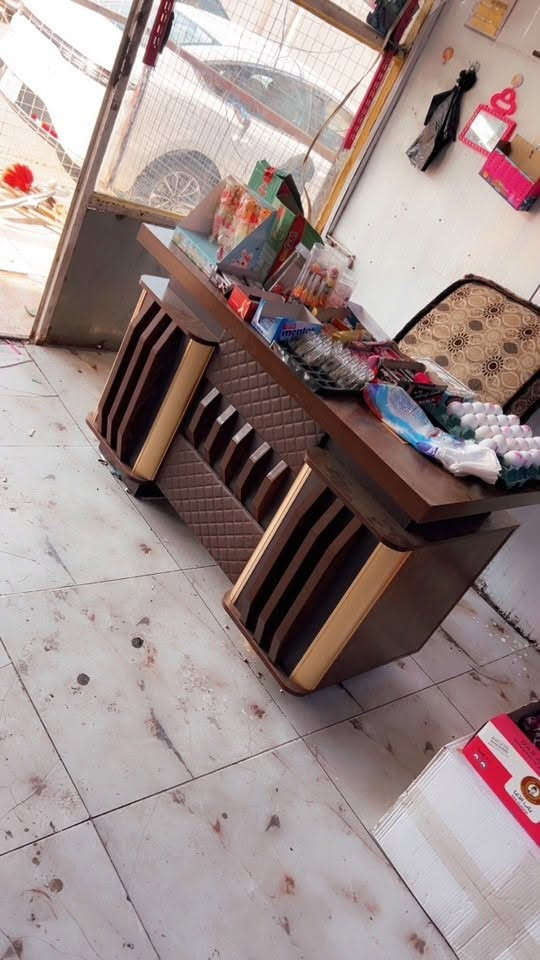 سلات جبس الحجم المتر 3 وميز كاشير جديد العنوان الشعب الرقم ***********
