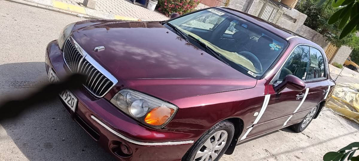 سوناتا • ٢٠٠٢ • ٦ سلندر