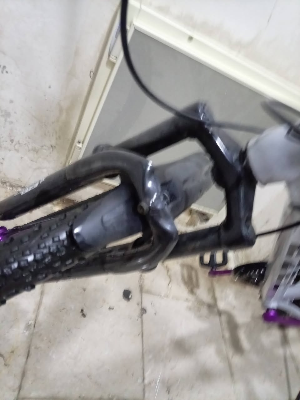 🚲 للبيع بايسكل برازيلي ماركة EZEL
• الحجم: 26

• الحالة: جديد، ما صارلي هواي من مشتريه

• السرعات: 7 خلفي × 3 أمامي

• الدبل: أمامي

• البريكات: أمامي وخلفي وشغالات

• كلشي بلادي وشغال بدون مشاكل

• السعر: 175 ألف دينار بي مجال

📍 بغداد - شارع حيفا

📱 للتواصل واتساب: ***********
