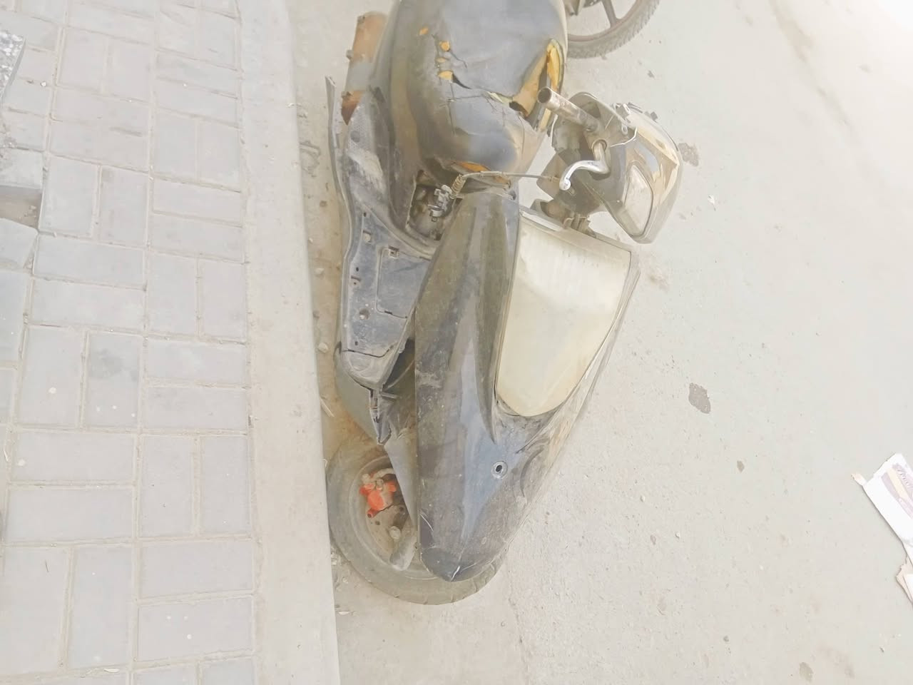 بريز • طافيه • حديد