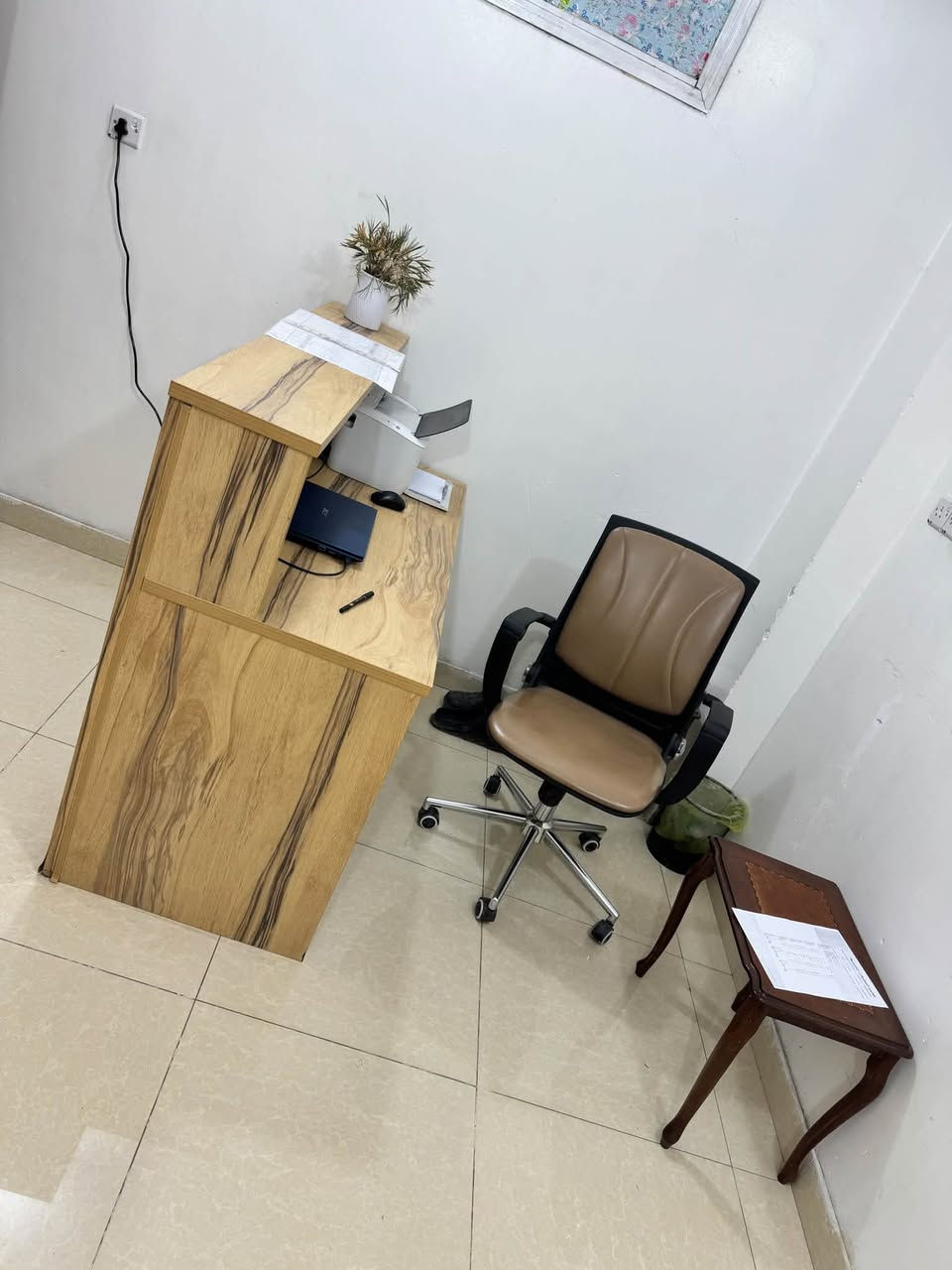 اثاث مختبري جديد للبيع في محافظة كربلاء اثاث كله نظيف اخو الجديد للتواصل الاتصال بالرقم *********** او التواصل واتساب ***********
