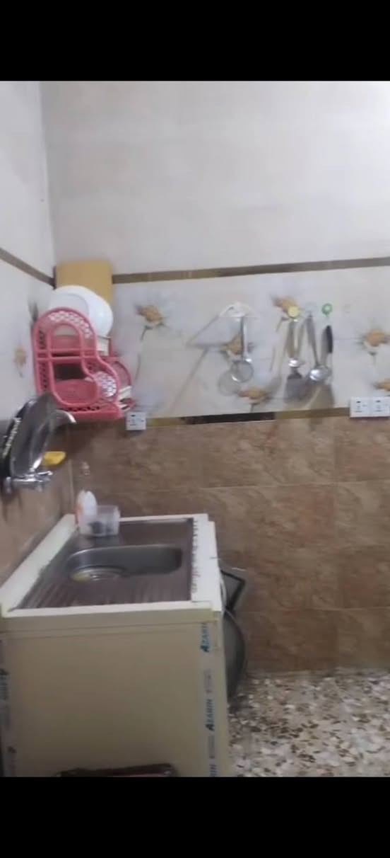 بيت تجاوز بمجمع الطاقه السكني بالزعفرانيه غرفة واستقبال ومطبخ وملحقات *********** بغداد, العراق
