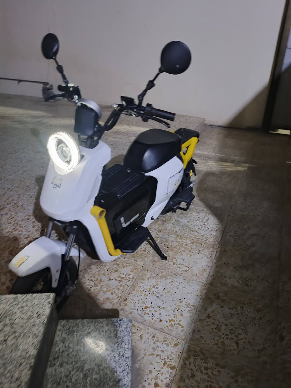 للبيع دراجه شحن نوعيه البطاريات R9 الإصدار الجديد 2027 ليثيوم ضمان 4 سنوات مو مستخدمه شهرين فقط
البطاريات بي ضمان 4 سنوات 
مكانك الفلوجه 
السعر 625 بي مجال فقط شراي اتصل
اتصل ***********/*********** 

للبيع دراجه شحن نوعيه البطاريات R9 الإصدار الجديد 2027 ليثيوم ضمان 4 سنوات مو مستخدمه شهرين فقط
