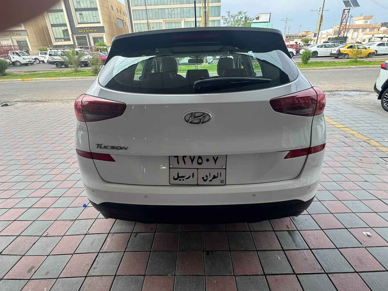 ✋🏼سلام عليكم 
🚗هونداي توسان 2021 خليجي 
1️⃣فول مواصفات عدا هند بريك يدوي 
⚡️كشن كهرباء2 مري شفط رادارات حساس امامي خلفي
🪞قفل سرعه انظمة قياده بصمة ابواب بصمة تشغيل بنوراما 
❄️تبريد قطعتين تحكم ستيرن شحن موبايل واير ليس كامره 
🛞تخم تاير جديد شاشه تاب كير محرك حداديه تبريد مكفول
☝🏻مكفوله من ضربه وصبغ السعر 179 
📞للاستفسار ***********

