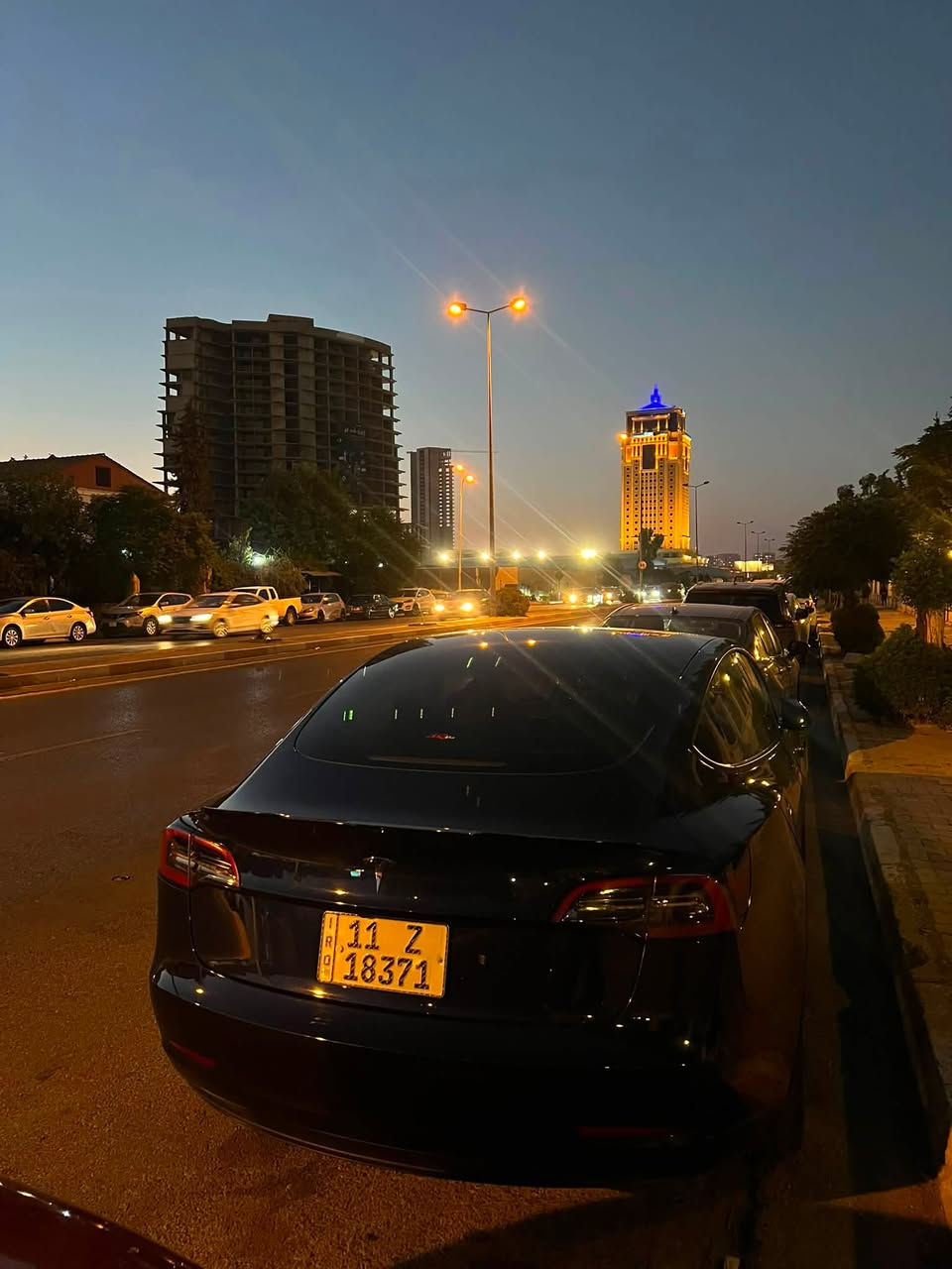 تسلا موديل 3 تك ماطور  موديل 2023 

اون لاين محدثه اخر تحديث ماشيه 58 الف كيلومتر
حادثها بنيد وجاملغ وبيها تعديل بشاصي شي بسيط
راديتر كهربائيات بلاد
السعر 150 ورقه  وبيه مجال بسيط 

📍مكان السياره كركوك
الاكسسوارات
عازل سقف ارقى شي 
ارضيات رزلاين
كفر مراية باتمان
كبات بلاديه مال تايرات 
لحية امامية 
سبايدر
شاحنه بلادية هي والبوكس والايرث
***********
