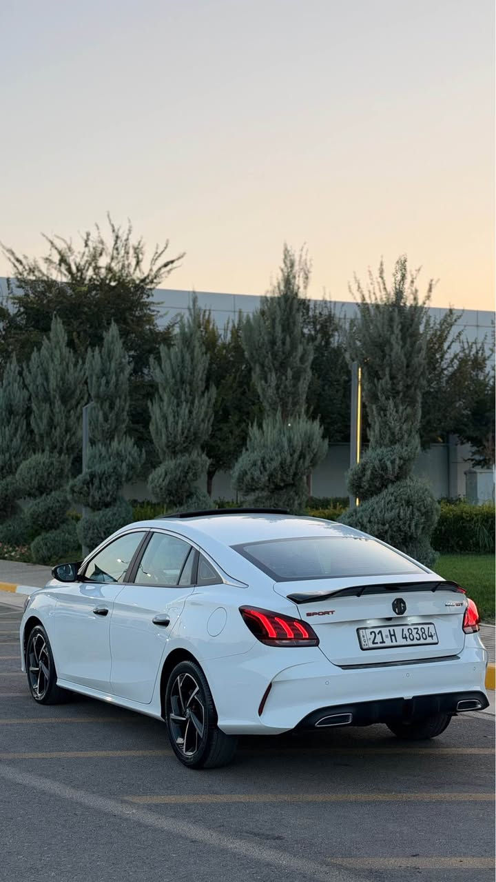 MG GT Turbo 2022 (ئەسڵی GT)

* مۆدێل: 2022
* فول مواسەفات
* سڵاید
* کوشنی جڵد
* گێڕی ئەلکترۆنی
* 3 مۆدی لێخوڕین: Eco، Sport، Normal
* کامێرای پێش و دوا

سەیارەکە بێ بۆیاخ، بێ سارد، بێ شوخت و بێ کرانەوەیە. سەنەوی و ڕەقەمی تازەیە و بە ناوی خۆمەوەیە. یەک دینار مەسرەفی تێدا نییە. گێڕ و مەکینە بە شەرت، تا 10 فیتەریش بە شەرت کامل جوانکاری بۆ کراوە

شوێن: سلێمانی

ژمارەی پەیوەندی: *********** السليمانية, العراق
