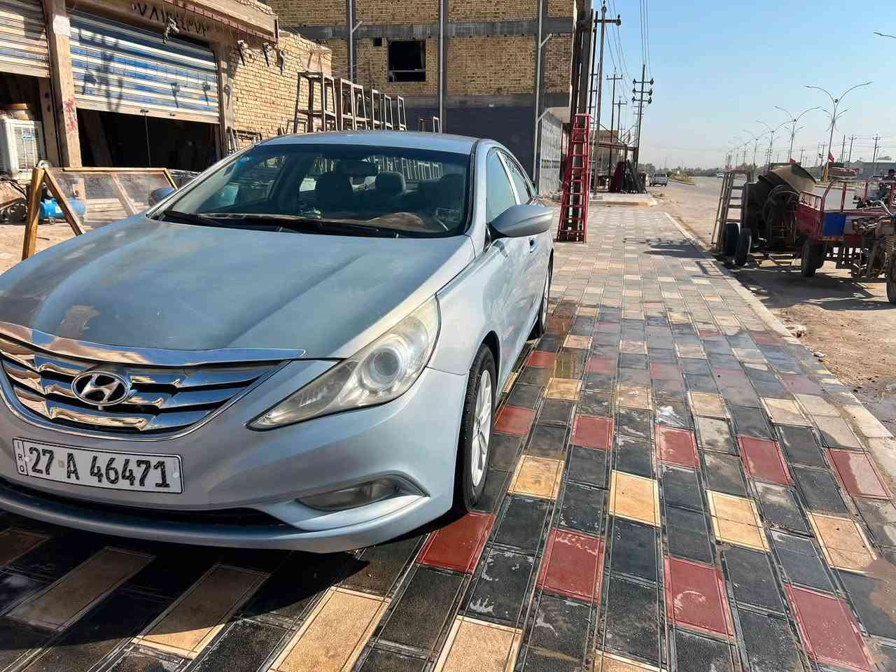 سلام عليكم سوناتا 12امريكي لبيع
محرك وكير خير من الله وحداديه نقصها بس درايم 
محركها 2400حادثا بنيد وجاملغ جه السايق 
تخم تاير جديد سياره بااسمي رقم نكليزي 
مكاني ذي قار الشطره السعر 95وبيها مجال قليل 
***********
