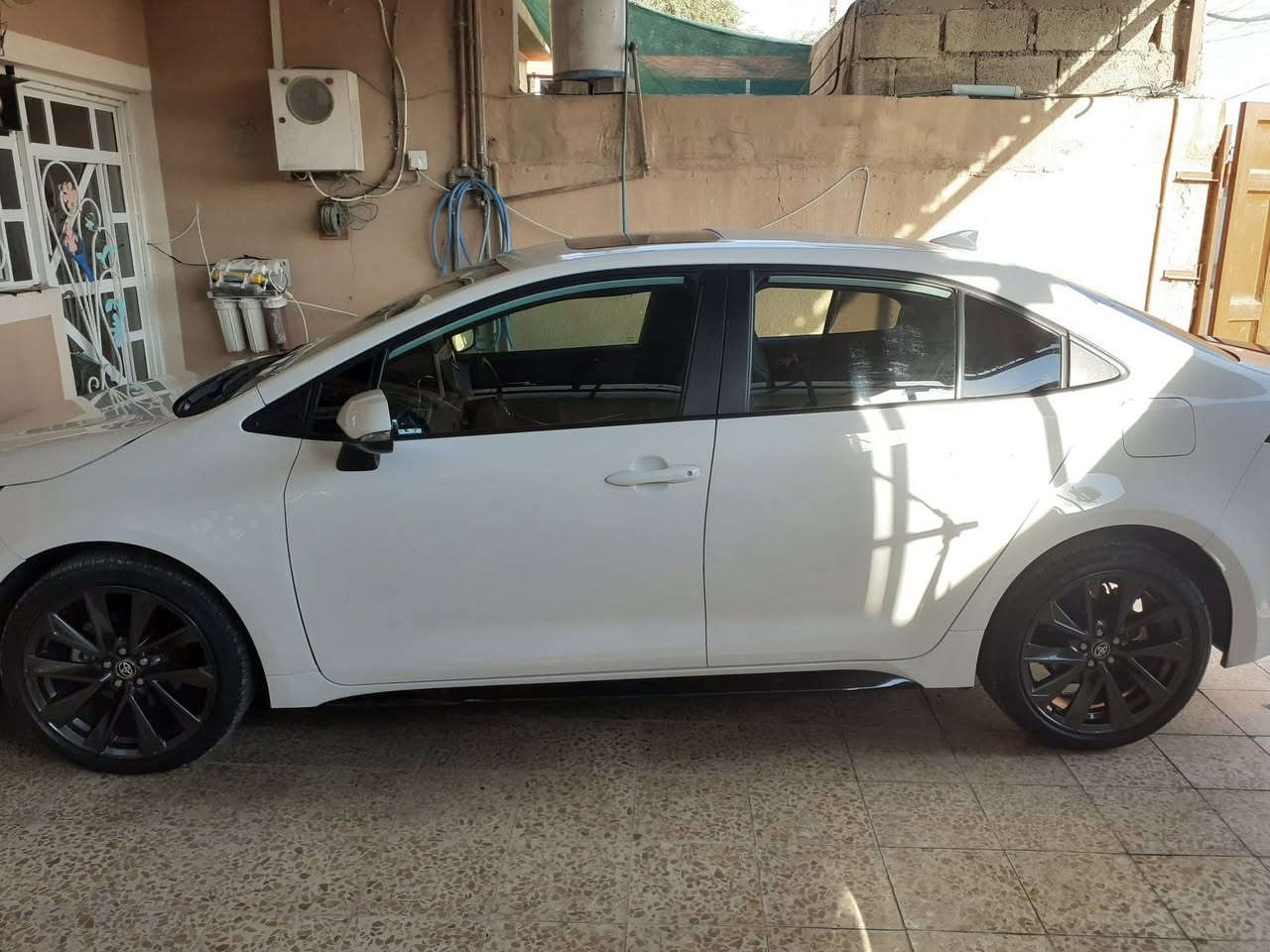 كورلا ٢٠٢٤ وارد كندي  نوعيه xse  الموقع كركوك السنويه باسمي بيه بطاقة بنزين الضرر موجود ورقة الفحص   ماشية ٩٠٠٠ ميل السعر ١٧٠ ورقه بيه مجال شويه الشراي يتصل ***********
