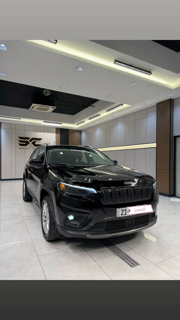 جيب شيروكي بزون 🚗🚗
موديل 2021
رقم سليمانية تحويل او وكالة ثاني يوم
شاشة كار بلي
تحكم ستيرن
بچم زنون كامل + كشتفات زنون
مواصفات لاتديود
بجم اسود
سايد بريك كهرباء
اوتو ستوب
رادارات جانبية 
ورادار توقف امامي
محرك 2.4
وباقي المواصفات المعروفة 
السيارة بيها حادث بنيد وجاملغ فقط 
تصليح درجة اولى والسيارة بدون اي نقص كاملة من كلشي
السعر 138 وبيها مجال بسيط 
مكان السياره بغداد الكاظميه
للاستفسار الرقم ***********
