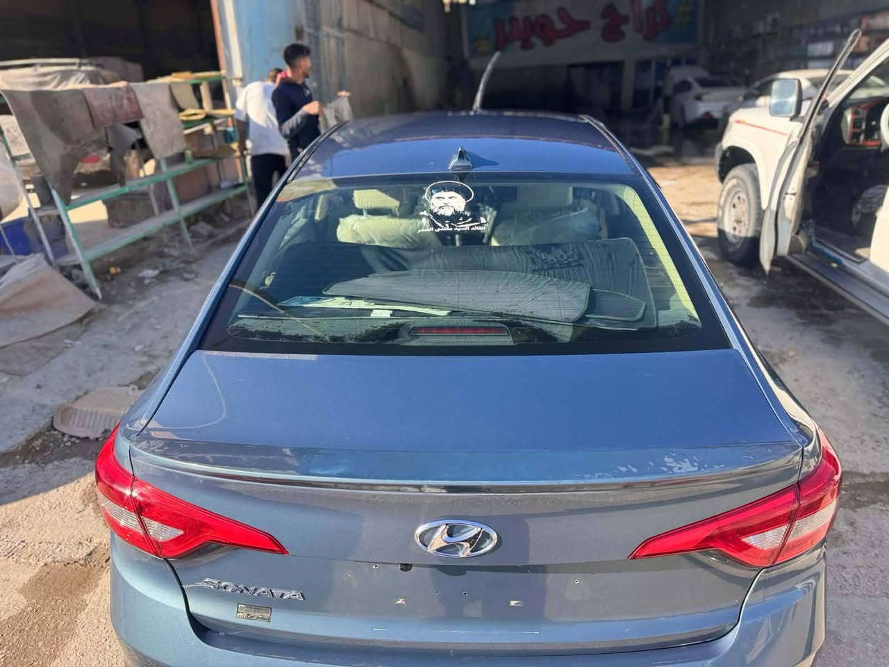 سوناتاه 2017 وارد امريكي
حادثها جاملغ امامي 
محرك 2400  محرك مامفتوح 
معلايه كازكت فقط
تبريد ثلج 
تحكم ستيرن 
شاشه كامره خلفيه
حساسات 
حداديه تخم تاير كله جديد 

رقم اربيل الجديد باسمي وكاله تحويل

مكاني نجف 
***********
