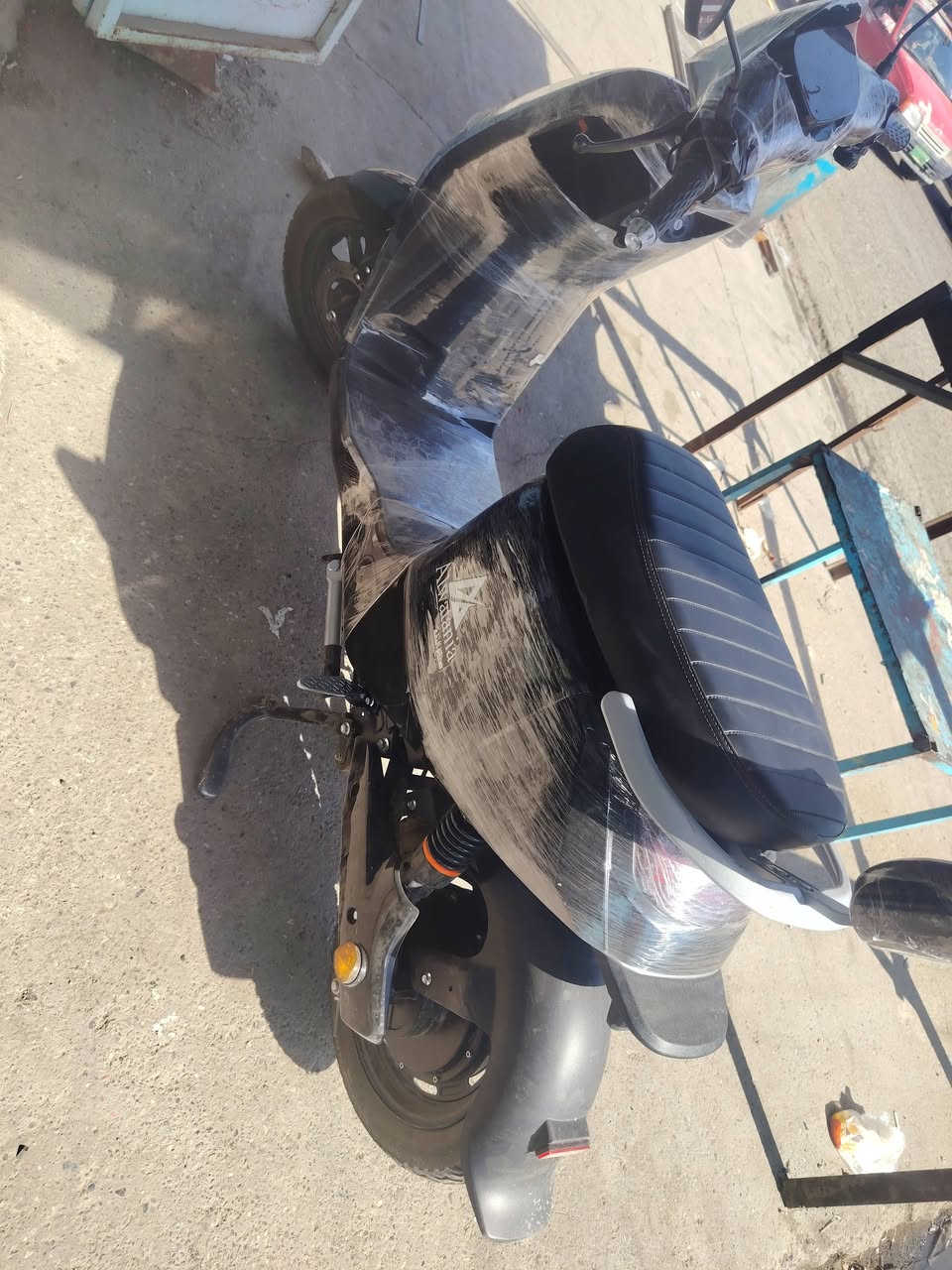ماطور حشن للبيع ويرهم مراوس ماطور بانزين فقط 

الماطور نضيف حيل مو شويه 

مبدل العقل والمللف ماليو اصلي 

مكفول من كلشي 

العنوان الموصل ايمن 
السعر 400الف وبي مجال قليل 
التواصل ***********واتساب
