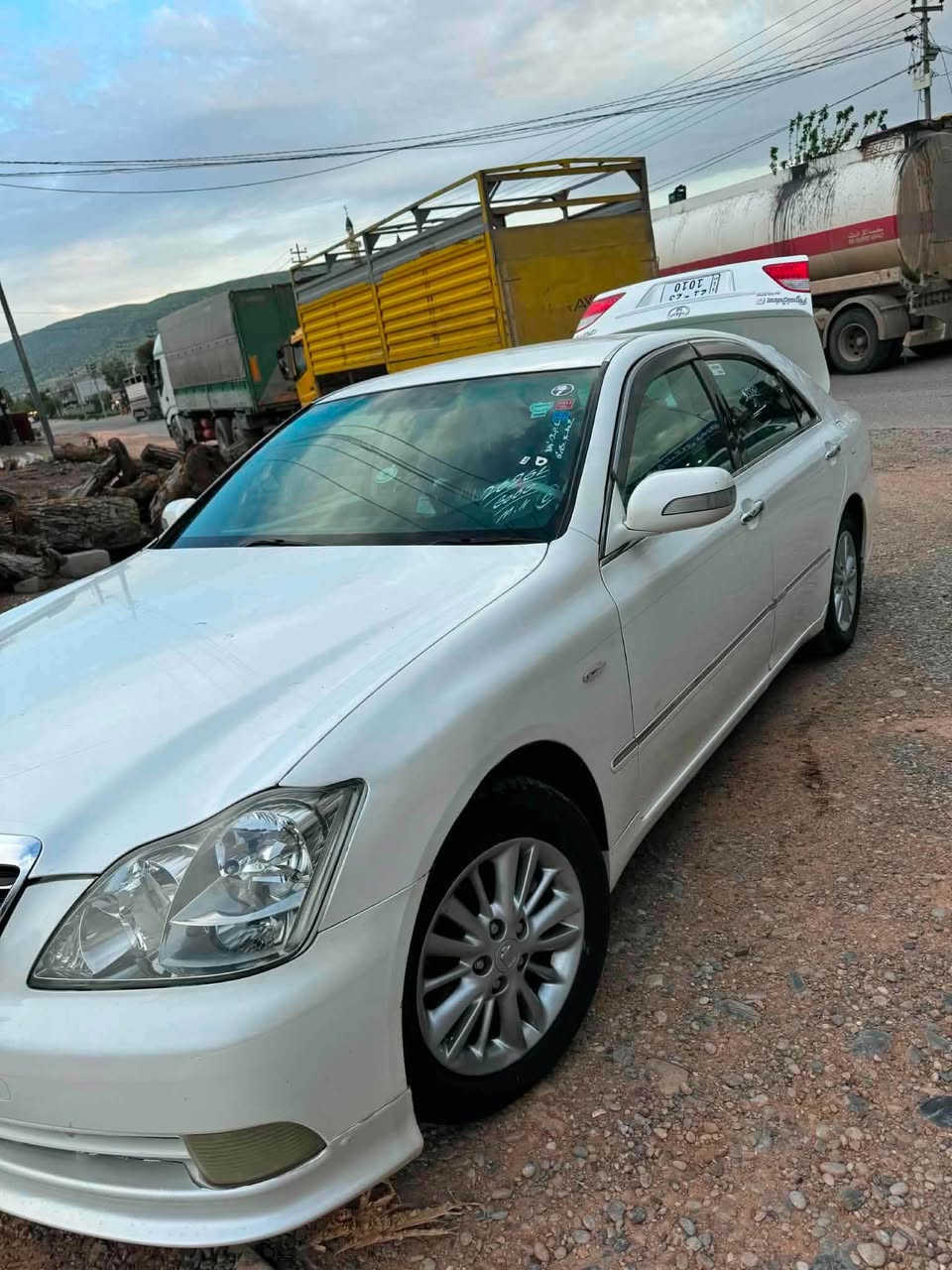 سەرەتا بەناوی خوا 
شاهینە ١٨٢ براوە براوە 
٢٠٠٧ مانگی ٩ 
مواسەفات ئاوێنە ئیشارەت ٣ پەردە سەلاجە چوار کوشن کارەبا تەبرید مەرکەزی بلوتوز بیلاد برێکی بەسراوە تەبرید مەزبوتە ٣ دوگمەیە کامل مەسرەفە بارکۆدی وەر گرتوە 
پێشی قرچێ بچوکی هەیە چامڵخ ئەوروپایە سحر کۆتای ٤٧ گەڵا 
***********
