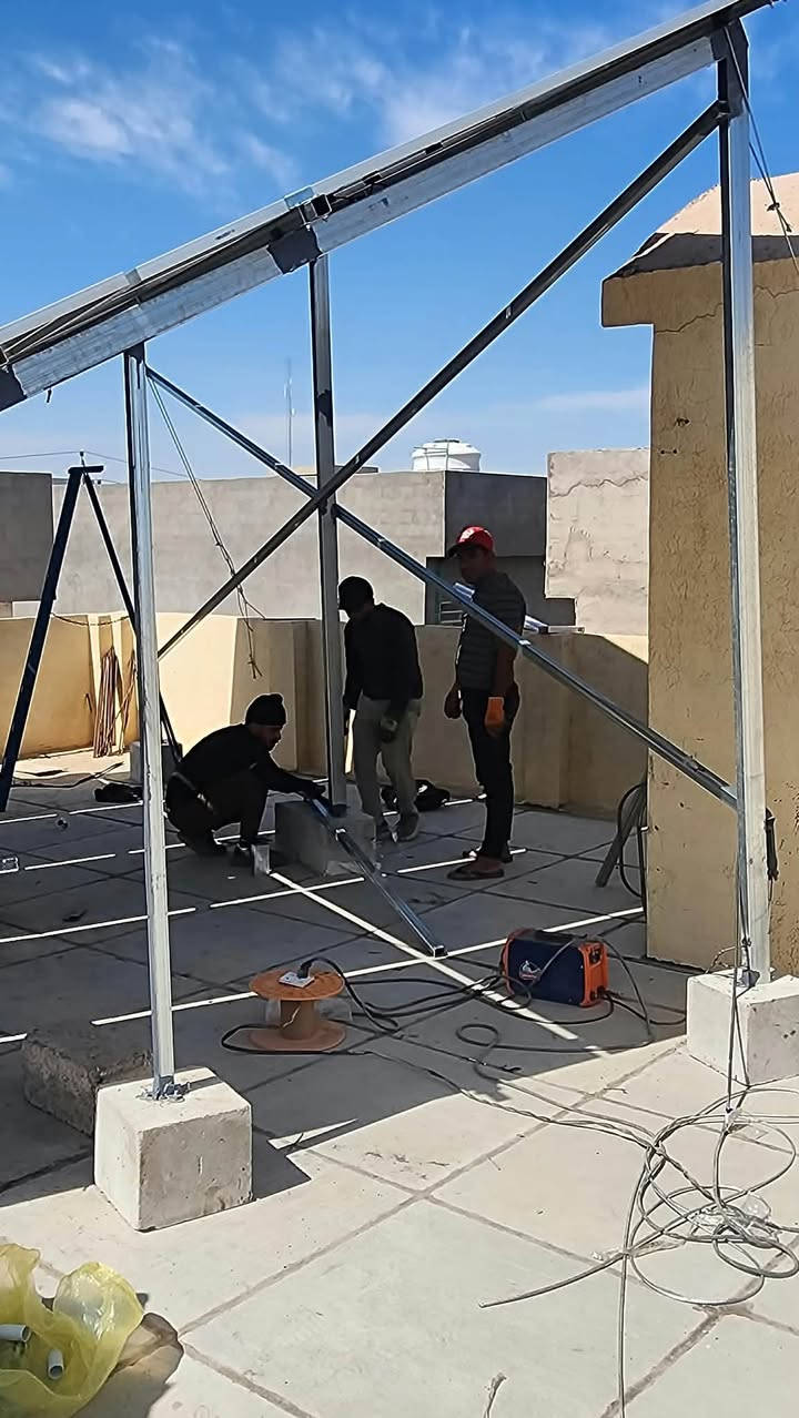 منضومه جديده 20 نهاري مع 16 ليلي بمواصفات راقيه وعمل احترافي 
انفيرتر srne 6 كيلوواط
بطاريه eve energy 16 كيلو واط 
الواح لونجي 645 واط himoX10 عدد10 
هيكل حديد لحام ثقيل 
مع بورد حمايه متكامل
