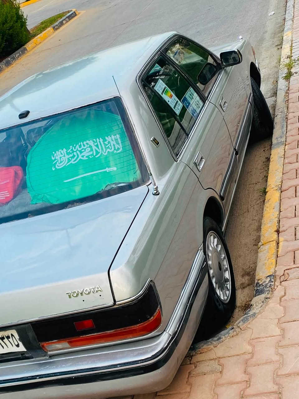 كرون صالون • موديل 90 • مكينة 2500