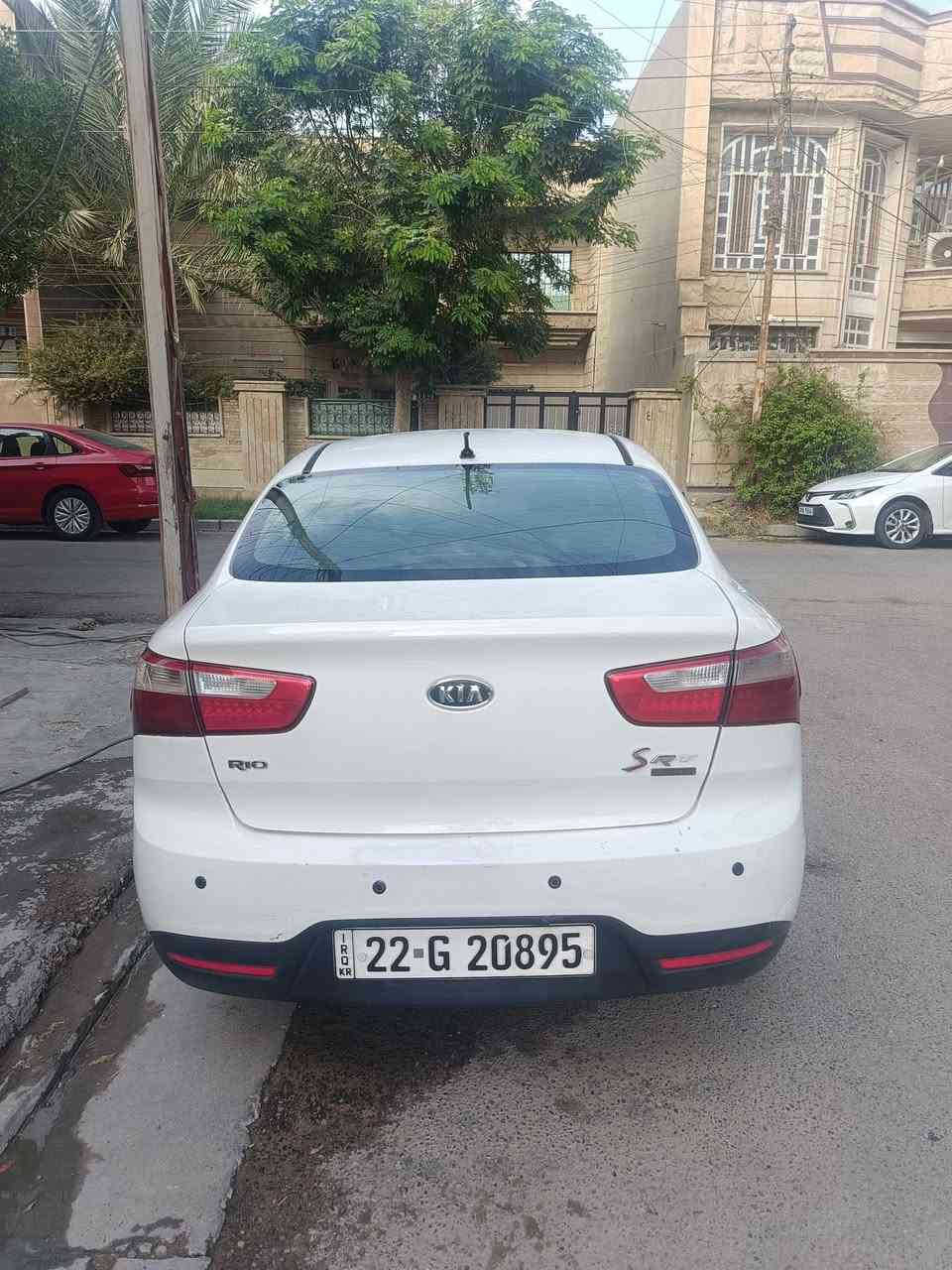 السلام عليكم كيا ريو ٢٠١٢ خليجي ١٦٠٠ بيها صبغ فق بالجاملغ اليمنى وتكحيلات وجراد خفيف محرك خير من الله شلعة تشك الكاع ادونز نهائي ماكو وتنقيص مابي بس من القبق بخار خفيف والسياره كلش حلوه رقم اربيل الجديد وهزه جديده سعر٨٢؟$وبي مجال مكاني بغداد دوره 
***********
