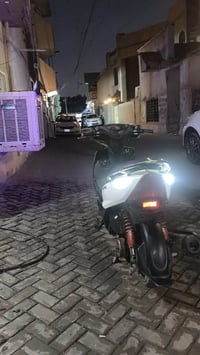 دراجهة ثلعب مكينهة ممفتوحهة بيهة كلج امامي رياضي ويدات رياضي وبيه زنون...