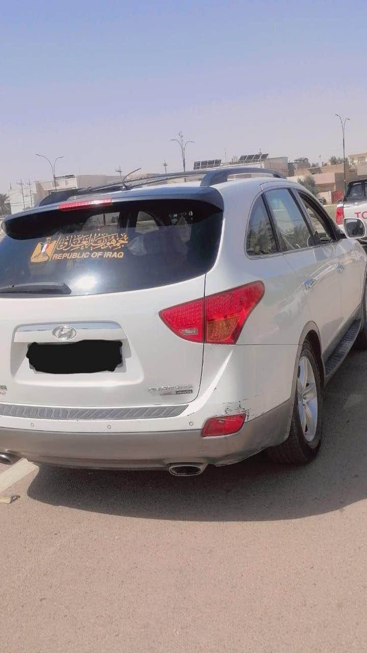 هونداي فيركروز خليجي فول مواصفات موديل 2008 رقم سليمانية بأسمي شرط التحويل رقم انگليزي الجديد 
فورويل 4X4كير جديد بعده بالضمان والوصل موجود 
تبريد ثلج ❄️ 
3 قطع 
مرايا قلاب بالبگ
إشارة بالمرايات 
حساس خلفي 
صندوگ كهربائي 
وباقي المواصفات المعروفه 
بيه فقط صوت راجز اول تشغيله فقط وشغلات بسيطه والسونار مرفق بالمنشور 
للأستفسار الاتصال على الارقام 

‭***********‬

‭***********‬ بغداد, العراق
