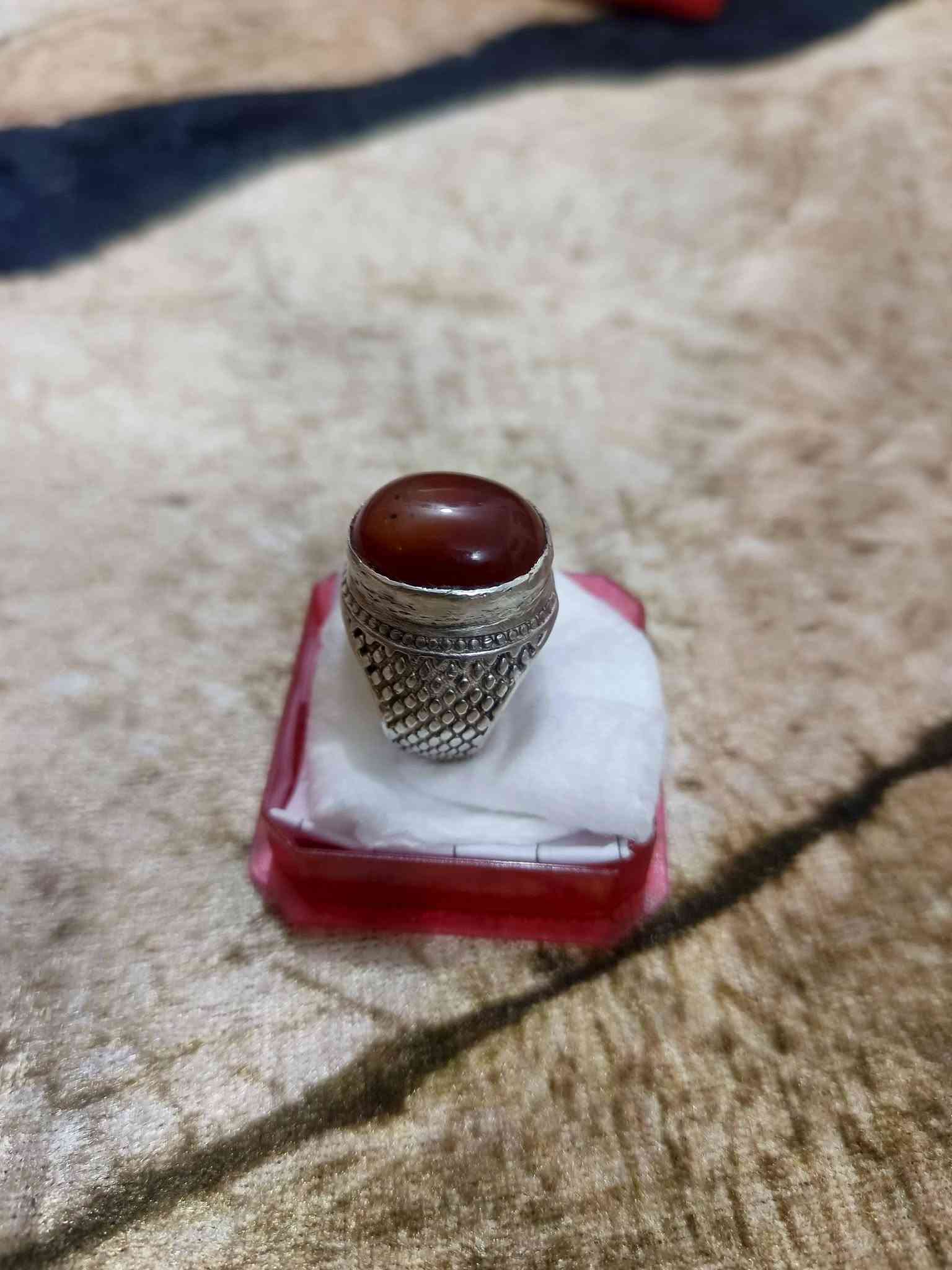 اكسسوارات شخصية • اتصال • مرسلة