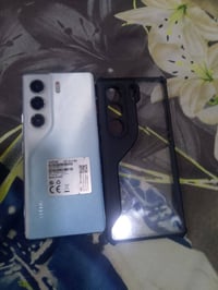 تكنو كامون 40 برو 5G • ٢٦٥ • ١٢ رام