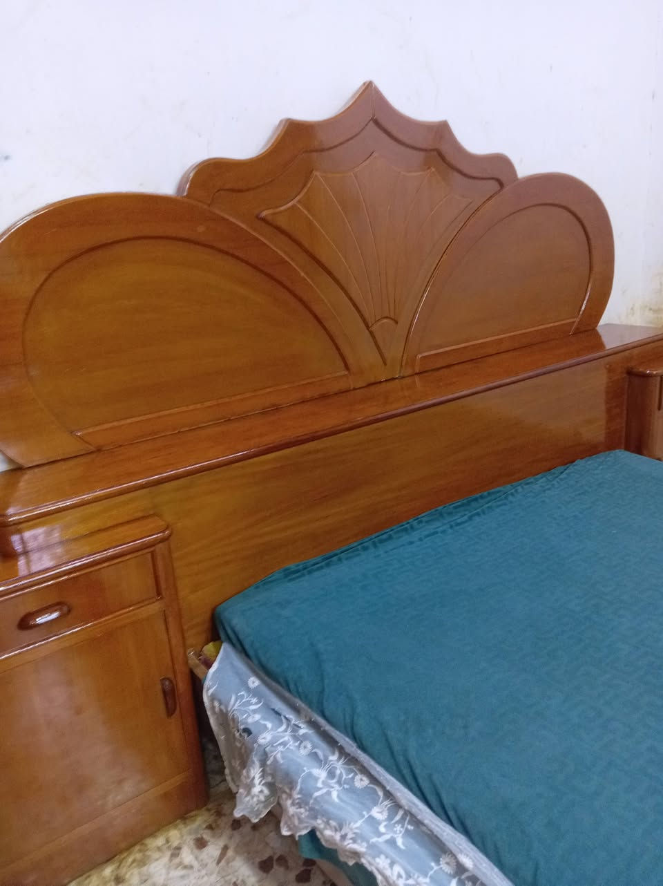 مكلف بلنشر غرفه تسكام نجاره صاج داخل وخارج ظهر جرجوبه درجه اولى صاج ثكيل ٨٠٠ وبيه مجال مكانه حله للاستفسار الاتصال بلرقم ***********
