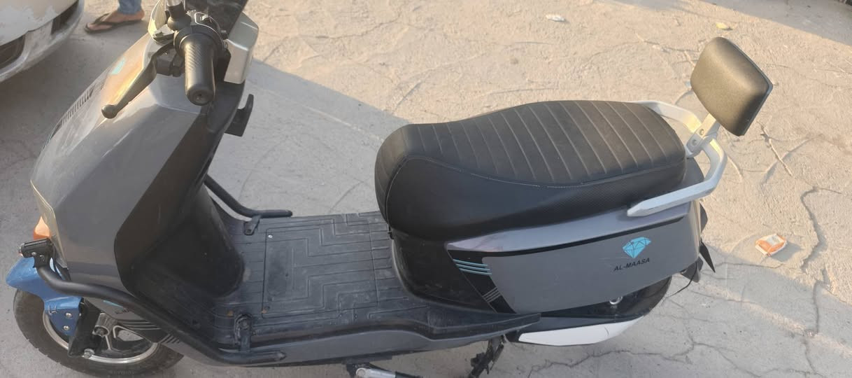 موطور ماسة للبيع   500 الف او بي مجال  بطاريات 9 او نص نظاقة الموطور واحد على واحد
رقم ***********
