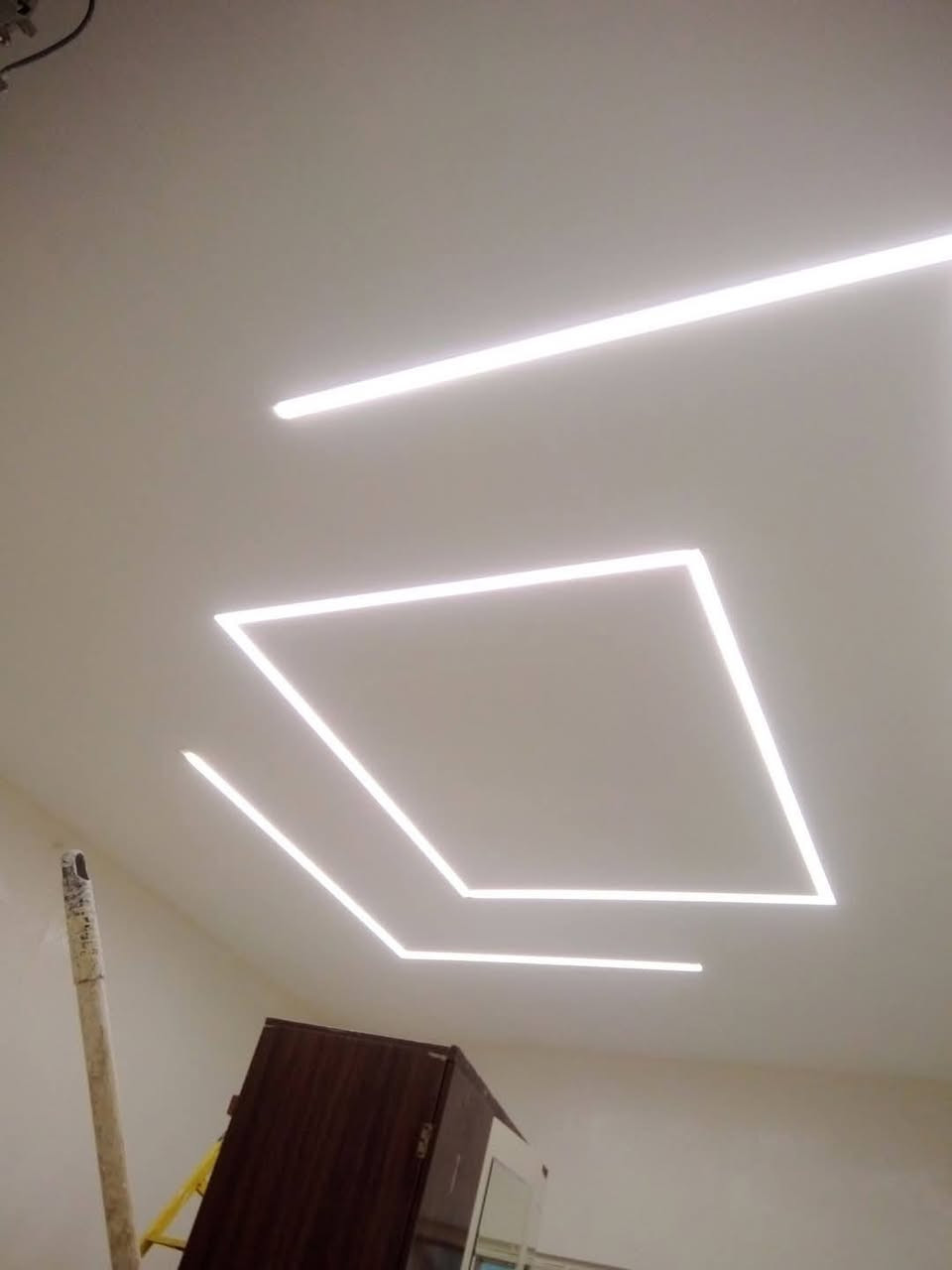 🖌️ صباغ منازل
💵 أجور يومية حسب الطلب
✅ سرعة ودقة ونظافة بالعمل
📞 ***********
