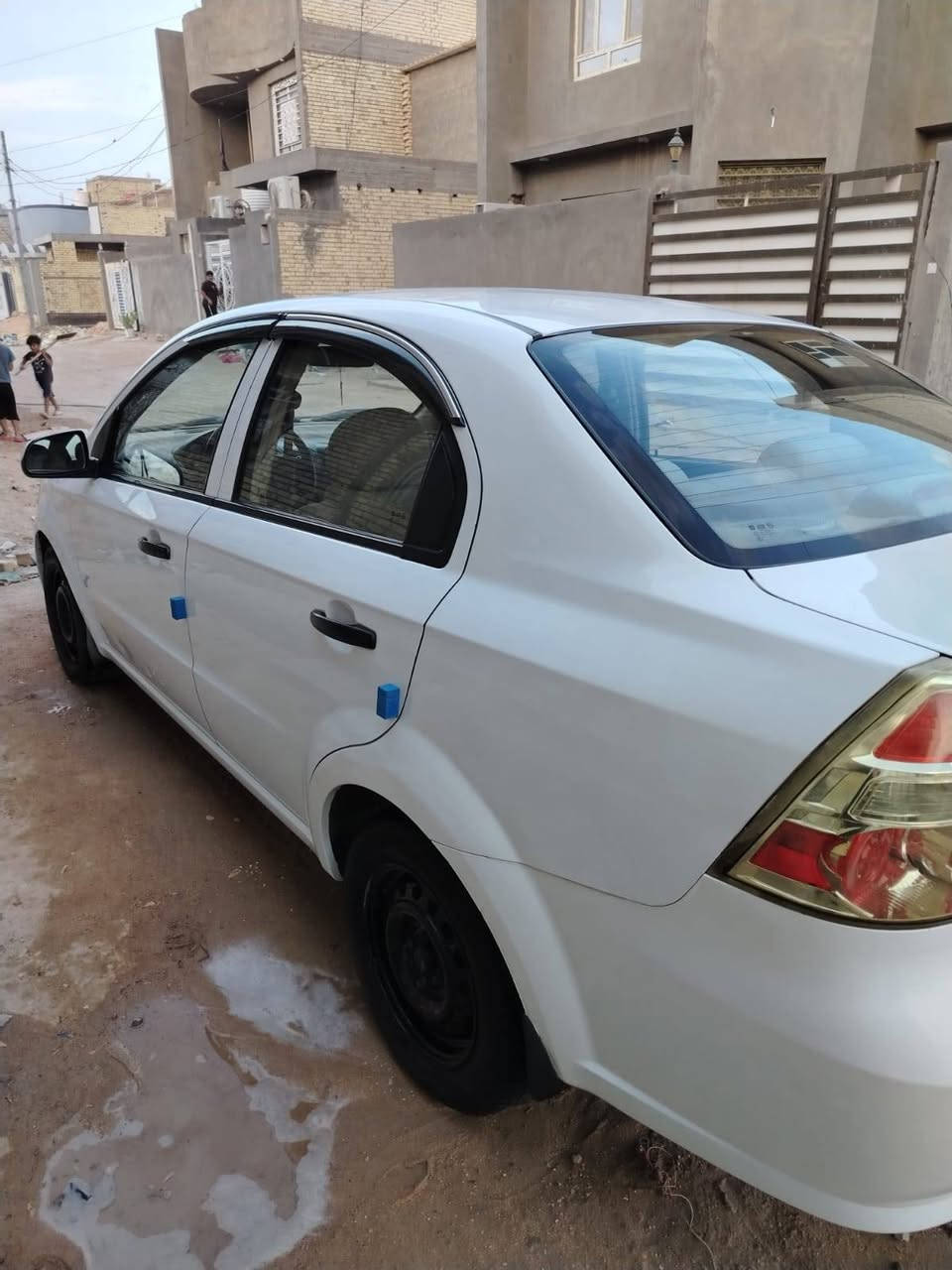 افيو • ٢٠١١ • مكينة مفتوح