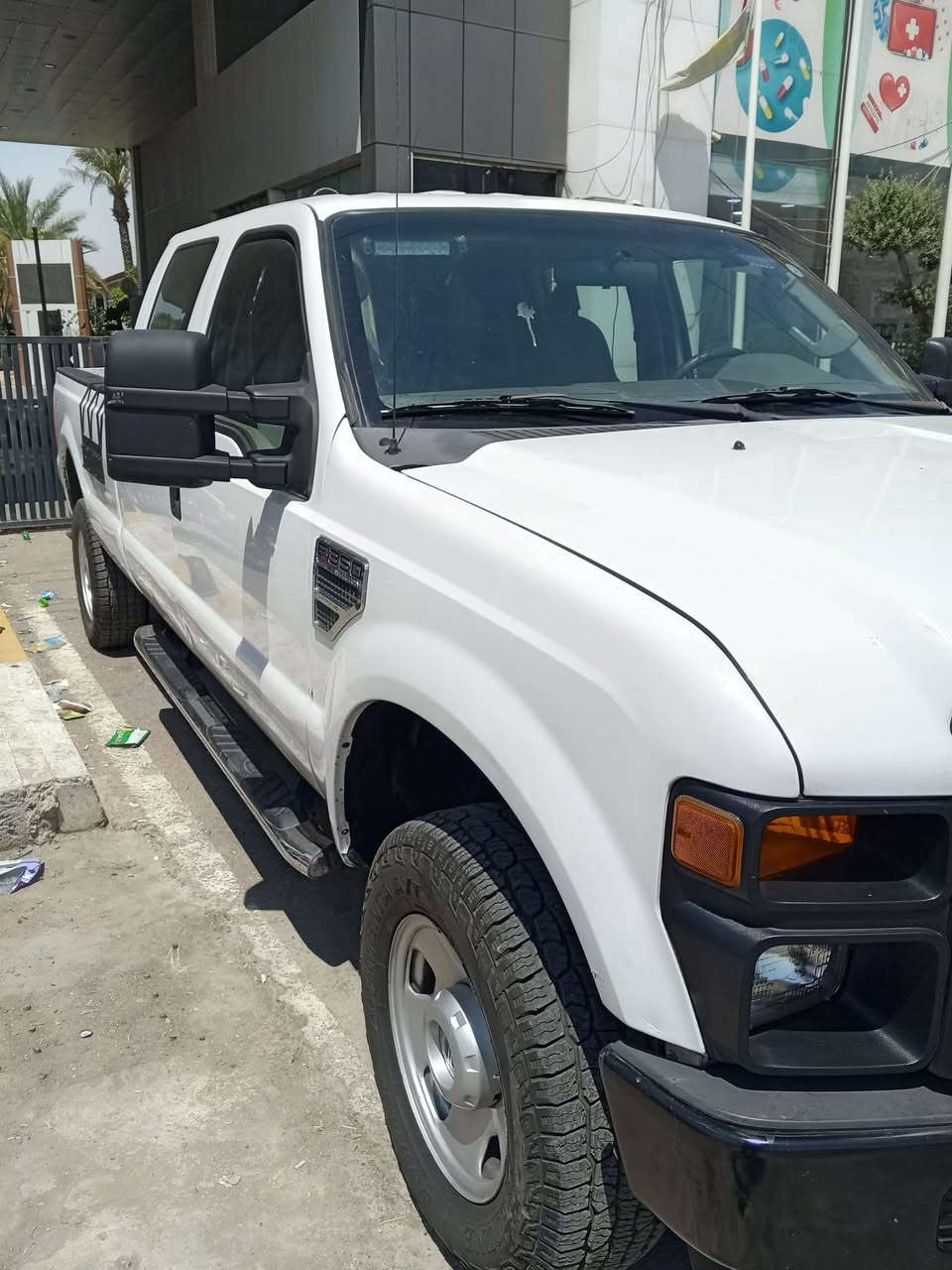 باشە، ئەمە دەقێکی تەواوی ڕیکلامەکەتە بە ژمارەی تەلەفۆن:

⸻

🚘 بۆ فرۆشتن – Ford F-350 Super Duty 2008

🔹 مۆدێل: 2008
🔹 مۆتۆر: V10 بەنزین
🔹 گێڕ: ئۆتۆماتیک
🔹 4×4
🔹 کابینی ٤ دەرگا (Crew Cab)
🔹 ڕەنگ: سپی
🔹 ناوەوەی پاک و خاوێن
🔹 دۆخی گشتی زۆر باش و ئامادەی بەکارهێنان

💰 نرخ: 11,000 دۆلار (قابل بۆ گفتوگۆ)

📍 شوێن: هەولێر

📞 پەیوەندی: ***********

⸻

دەقی کورت بۆ فەیسبووک:

🚘 Ford F350 Super Duty 2008
V10 بەنزین | ئۆتۆماتیک | 4×4 | کابینی ٤ دەرگا | سپی | دۆخی زۆر باش.

💵 11,000$ (قابل بۆ گفتوگۆ)

📍 هەولێر

📞 ***********

ئامادەی بینین و تاقیکردنەوەیە. بۆ زانیاری زیاتر پەیوەندی بکەن. أربيل, العراق
