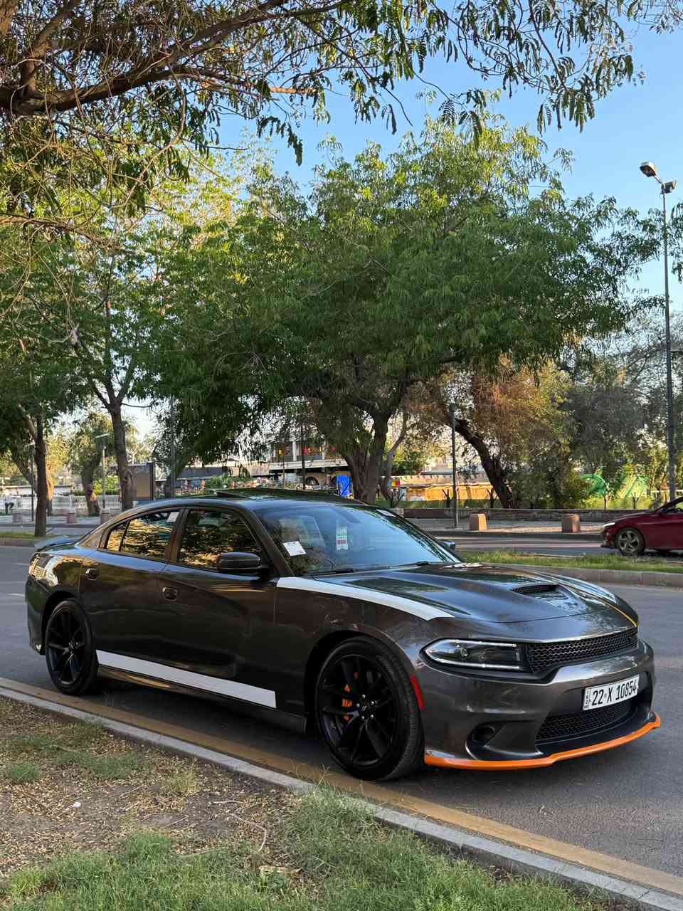 جارجر  GT PLUS موديل 2022 (خـليـجـي) اورنج
شركه هارلم سياره مغلفه بل كامل PPF حمايه 📍

 (اورنج ادشن )  فول فول مواصفات نادره 

سياره مكفوله من صبغ و تبديل وشخوط 

سيارة زيرووو ماشية 29 

رقم اربيل الجديد 22
ب اسمي تحويل او وكالة 

الموديل :2022  . (خليجي) . . 

المحرك : V6.  3.6L 

المواصفات :

* نسخة ORANGE EDITION. 

* خطوط طولية على الهيكل. 

* مكابح رياضية برمبو خاصة بالون البرتقالي. 

* جناح خلفي اسود. 

* ويل قياس 20 انچ اسود . 

* ستيرن رياضي . 

مقاعد رياضية من الشاموا مع خطوط بالون البرتقالي. 

* نقطة عمياء . 

* مصابيح أمامية زنون . 

* كشافات الضباب زنون . 

* المصابيح الأمامية مع LED . 

* حساسات . 

* شاشه كبيرة مع نظام ملاحة نفكيشن GPS .

* الشاشة مع اوپشنات SRT . 

* سستم صوت الپاين .

* فتحت سقف (سلايد) . 

* مقاعد أمامية كهربائية عدد 2 . 

* ذاكرة لحفظ وضعيات الجلوس (ميموري) . 

* مقاعد أمامية تبريد وتدفئة . 

* مقاعد خلفية تدفئة . 

* تشغيل عن بعد . 

* ستيرن كهربائي . 

* تدفئة ستيرن . 

* محدد سرعة . 

* تلفون بلوتوث . 

* كاميرا خلفية .

* مرايا متحسسة للاضاءة العالية .

* كير شفتر بالستيرن . 

* دخول ذكي (بصمة) 

*السعر مناسب اتواصل ويايه وتدلل🤍

للاتصال ع الرقم: ‭*********** 

مكاني / بغداد
