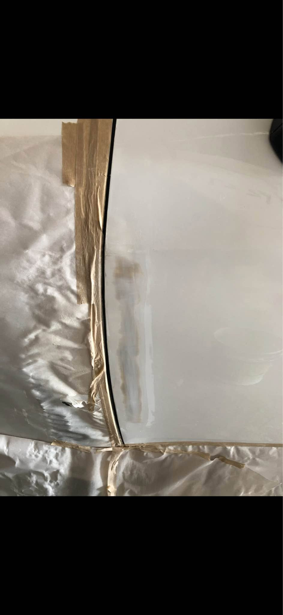 سيارة راف فور 2019 
مواصفات XLE 
AWD دبل اكسل اوتو
حساسات خلفية وأمامية وجانبية 
مرايات كهرباء 
بصمة 
سلايت 
6 وضعيات قيادة 
نقطة عمياء 
رادار امامي 
رادار جانبي 
رقم وسنوية جديد لسنة 2032 
رقم سيارة مميز 
سيارة عنده بطاقة بنزين 
ايرباك السيارة مسوي سستم كامل وشغال مو مقاومة 
حادث موضح بالصورة فقط دعامية امامية ابيض فقط مبدل بلادي باب سايق بي تعديل خط شبر واحد مبين بالصورة بقية السيارة مكفول 
داخل سيارة بيجي 
السيارة مكفول من كلشي باقي ع بلاد 
السعر 212 ورقة وبي مجال 
مكان السيارة كركوك 
شراي يتصل *********** 
*********** كركوك, العراق

نص مكتوب في الصور:
- copart.com
- VIEW ALL
- Copart
- Lot # 42412640
- More Infor...
- About this TOYOTA RAV4 XLE
- This WHITE 2019 TOYOTA RAV4 XLE is part of our AUTOMOBILE vehicles. Join the auto auction to bid on this TOYOTA RAV4 XLE, which has a PA - CERTIFICATE OF SALVAGE. Please note, the following damage may be present on the vehicle: FRONT ENDand , which can be viewed more closely by examining the photos included on this page.
