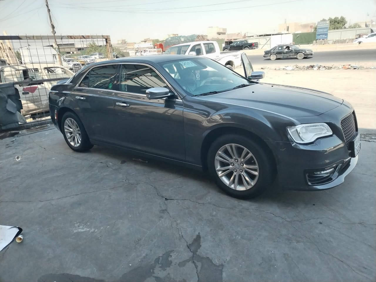 البيع اوبامه ١٧ جديده وجاهزه تخم ويل وتاير كير ومحرك حداديه كلهه جديده فول موصفات بيه ٣ قطع وجملغ كلير ١٨٠ وبيهه مجال الطبين *********** ١٧ رقم بغداد دولي اصل ١٧

