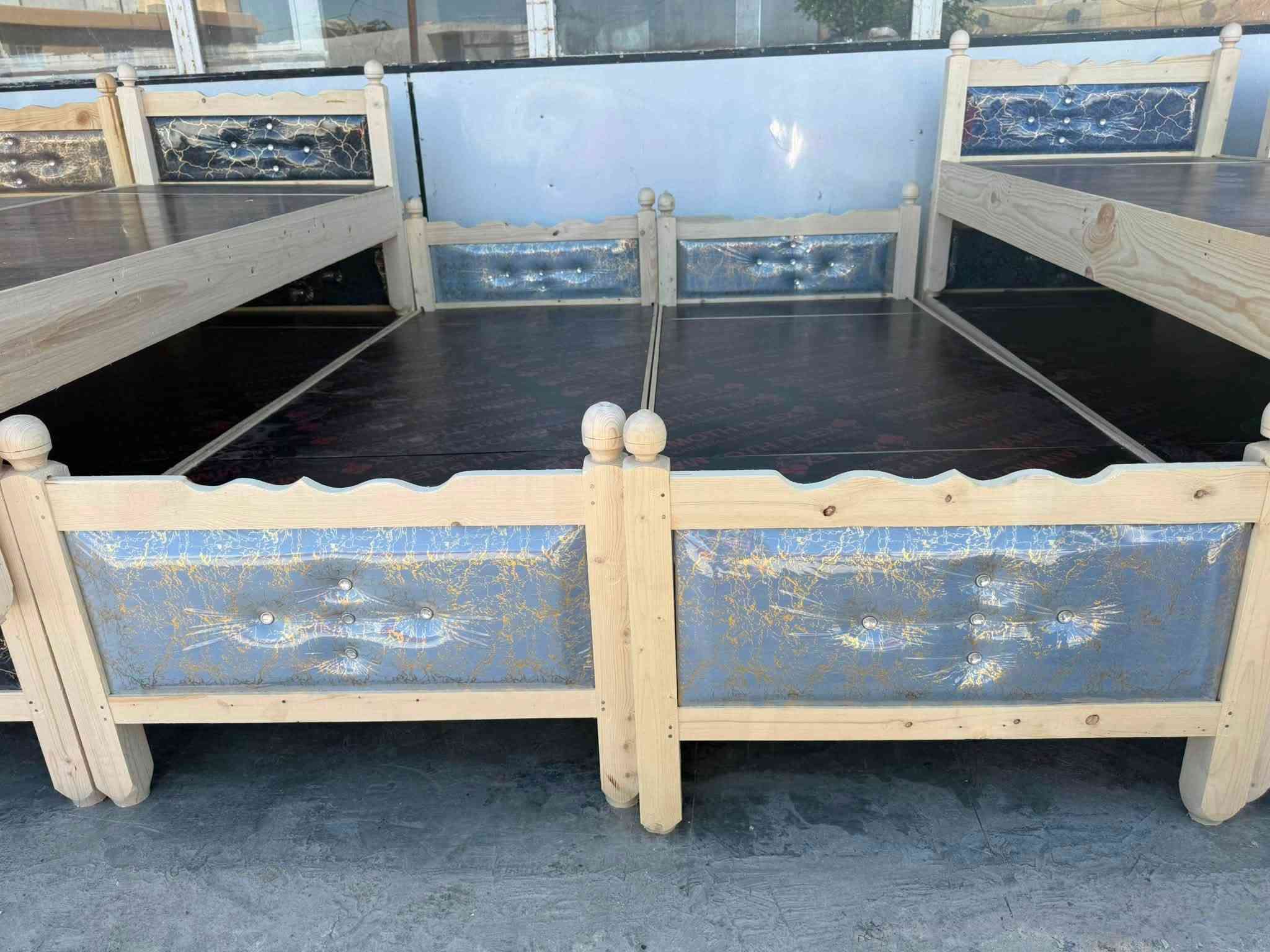 من رخص أدمن موافقه
عرض خاص سعر فقط 50 الف 

عرض 80 

طول مترين من خارج من داخل 1.94 

العنوان الأنبار رأوه 

معرض هيثم واخوانه لبيع الاثاث

مقابيل دائره ماء

يوجد خدمه توصيل أسعار مناسبه

*********** بي وتساب

نص مكتوب في الصور:
- سعر 50 الف فقط
- وحده سعر 50 الف فقط