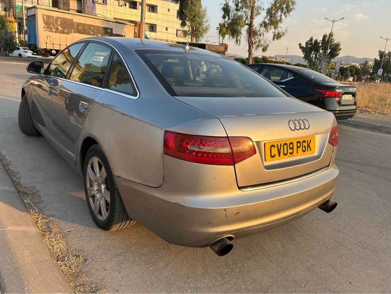Audi A6 2009
ئۆتۆماتیک
سەیارەیەکی تا بڵێی جوان و بێ کێشەیە
مەکینەی گاز 
مەکینە و گێڕی بیلاد  نەکراوەتەوە
سوکان عەکسە 
نرخی تەنها ٣١ وەرەقەیە 
*********** whatsapp السليمانية, العراق
