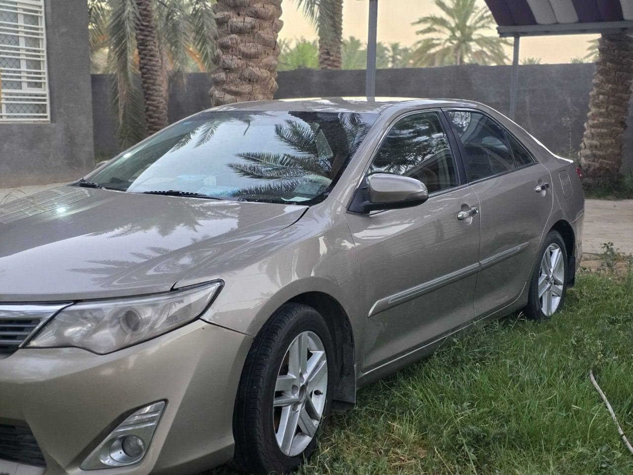 كامري خليجي 2015 أعلى فئة GLX
بصمه.. اشاير بالمري...تحكم ... ترحيب 
دبل كزوز 
السياره فول مواصفات عدا الفتحه 
بيه صبغ جاملغ الخلفي 
سنويه 2028. مشروع وطني تحويل ثاني يوم  بأي محافظه يعجبك تحولها باسمك 
مكينه گير حداديه تاير 
جاهزه السياره السعر 130 ورقه 
مكان السياره بابل 
الاتصال 
***********
