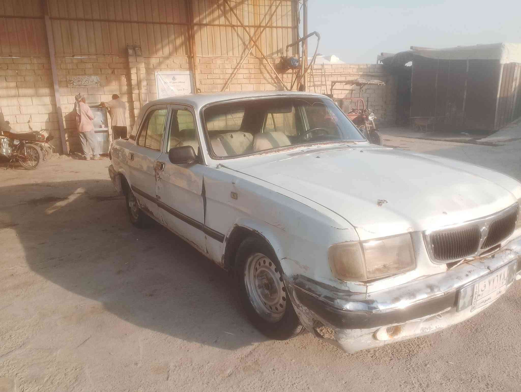 السلام عليكم فولكه للبيع مكينه بيه ضعف كير مابي شي تبريد كامل بس بوربرن مال كمبريس كايم تايرات نضيفات حدادية 75%  رقم بغداد سنوية صاقطة السعر 16 وبيه مجال لاستفسار الاتصال عله الرقم ***********
