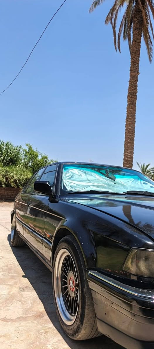 السلام عليكم للبيع  730 موديل 91 مكينه 40  مكينه كير شرط صدر كهربايات لا خياس لا ضربه بس صبغ  جماليه رقم انبار شرط التحويل مكاني صلاح الدين تكريت السعر 43 بيه مجال    . ***********
