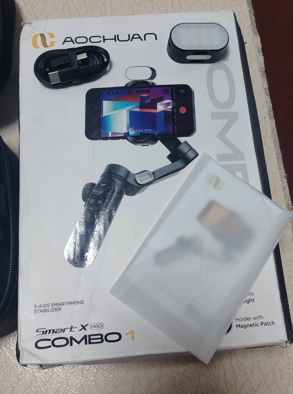 جهاز مانع اهتزاز مال تصوير(اوزمو سمارت x برو) جيد غير مستخدم فقط فتحته علمود التشغيل السعر 65 الف 
مكاني البصرة رقمي ***********
لايوجد خدمة توصيل
