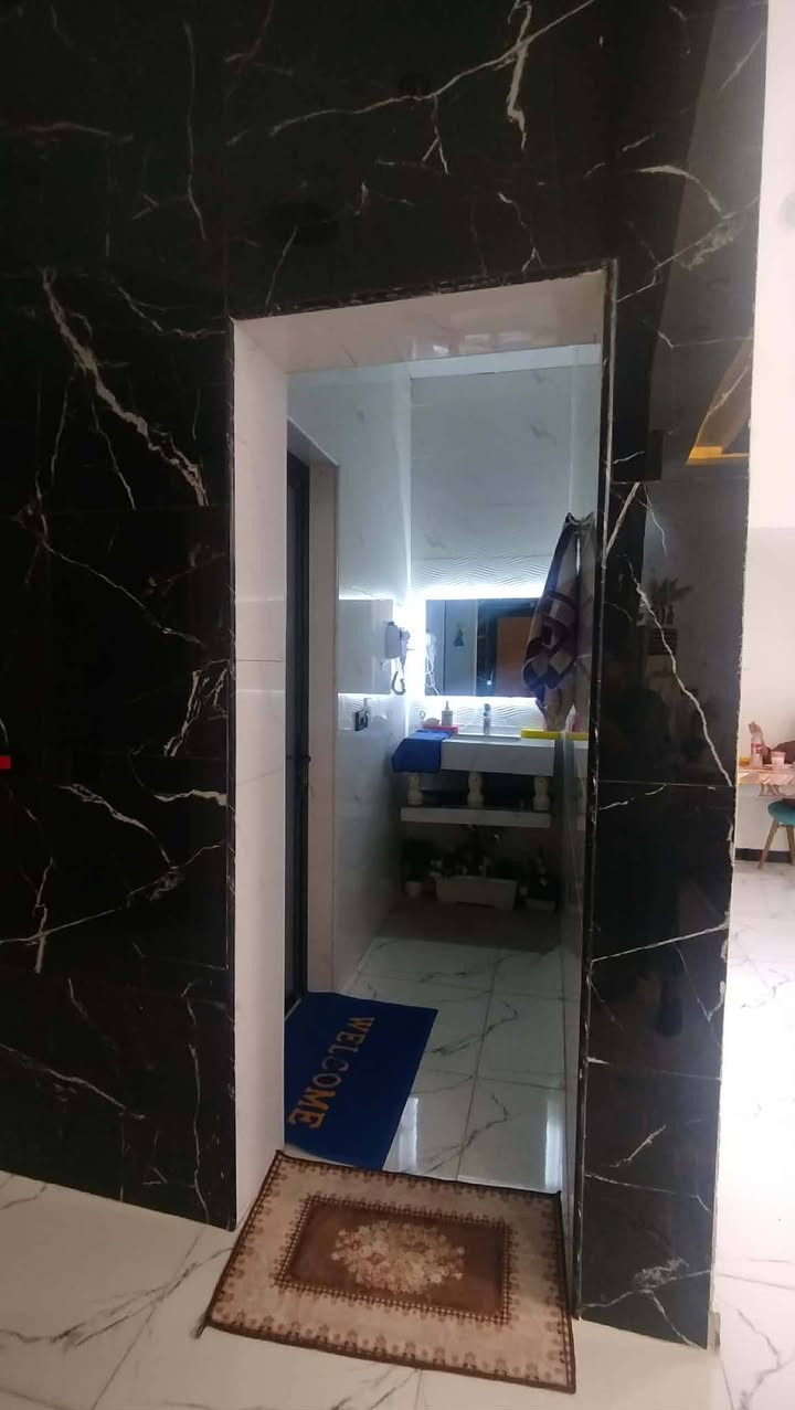 دار للبيع
📍 الموقع: الجربوعية 5000
📐 المساحة: 200 متر
🏠 مواصفات الدار:
غرفتان
صالة
مطبخ
براني
صحيات داخلية وخارجية
استقبال
🏢 الطابق الأول:
صالة كبيرة
حمامات كاملة
💰 مطلوب للإسكان: 48 مليون دينار
💳 القسط الشهري: 320 ألف دينار
📞 للاستفسار والاتصال:
*********** — حجي ستار الظالمي
*********** — محمد ستار
📍 عنوان المكتب: سوق القشلة
🏢 مكتب العدالة للعقارات
