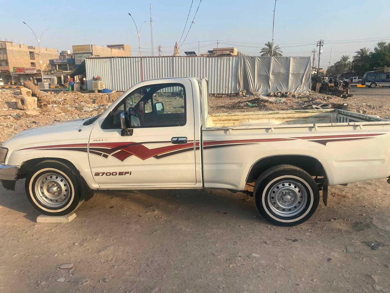 بيكم للبيع الفين وخمسة 
السعر ١٢٠ وبيها مجال 
***********
