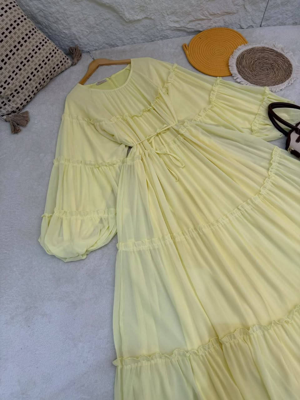 الاستفسار والحجز فقط واتساب+9647775744834
شيفون مبطن سعر 35
40 الى48
