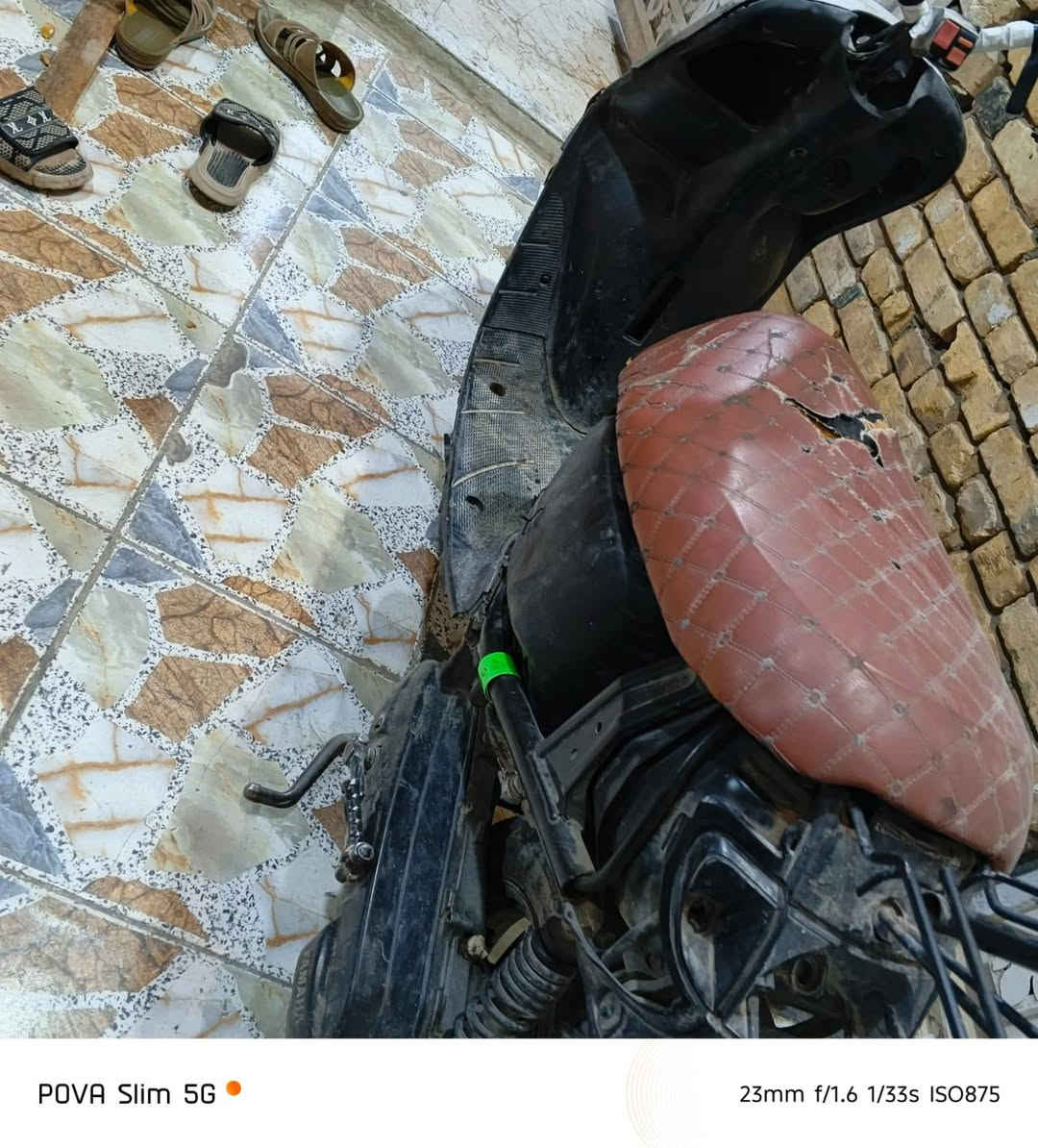 منغولي خطين شغاله
ناصريه مركز 150الف وبيه مجال 
‏‪***********‬‏
