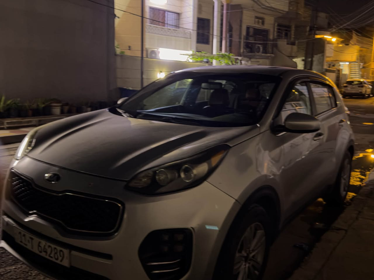 كيا سبورتج Lx 2018 وارد امريكي
Kia Sportage Lx 2018 Silver

محرك 2.4L GDI
ماشية 79 الف
شاشـة كاربلاي

السياره على ايدي من اول مادخلت للعراق 
صورها وتفاصيلها كلها جوه 

الرقم او واتساب : ***********
