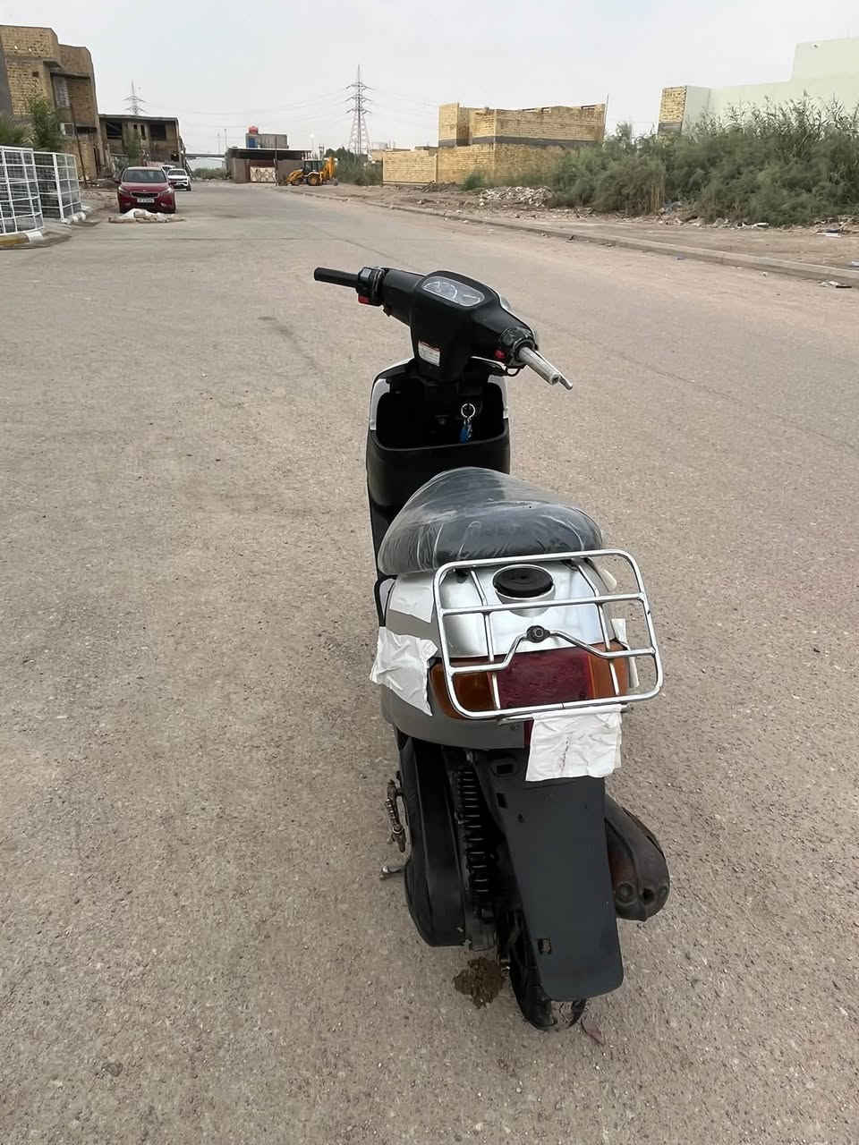 سلام وعليكم 

دراجه بتره للبيع 

نضيفه شغاله من طول لطول سلف هندر قفل جنطه اشاير يمنه يسره رباعي لايت عالي ناصي بك لايت دراجه نضيفه كلش ما مفتوحه سعره 250 وبيه مجال لشراي بي خير ويدلل مكاني ناصريه مركز ***********
