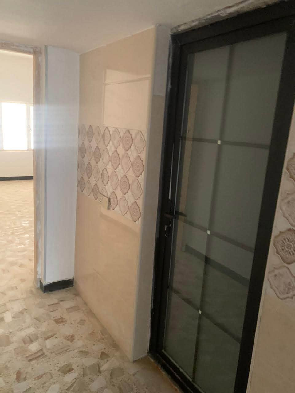 دار للبيع
مساحه البيت 100 متر + 5 مترات تشجير عنوان الخامسه شارع دعم الوجستي بناء مشتملين مفصولات  طابق الثاني مأجر 350 الف بناء 2025
للأستفسار ***********
#مكتب_بغداد_للعقار
